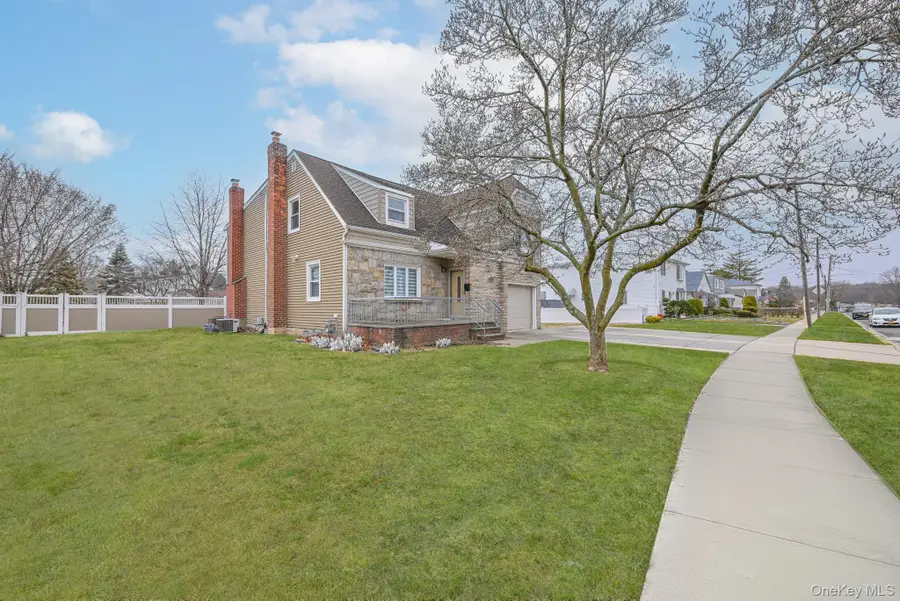 100 Morris Parkway, Valley Stream, NY 11580 - Image #2