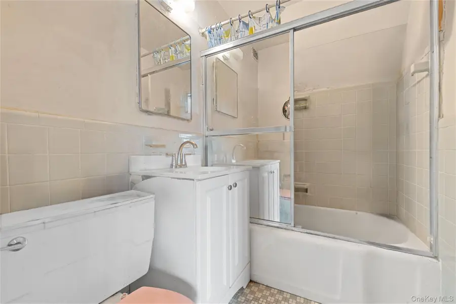 7 Fordham Hill Oval #2E, Bronx, NY 10468 - Image #2