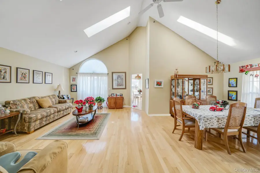 2101 Nicole Drive, Port Jefferson Station, NY 11776 - Image #3