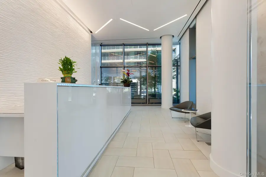 131-01 40 Road #19A, Flushing, NY 11354 - Image #3