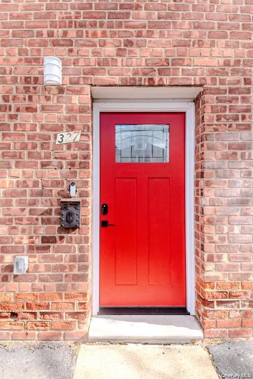 327 Mundy Lane, Mount Vernon, NY 10550 - Image #1