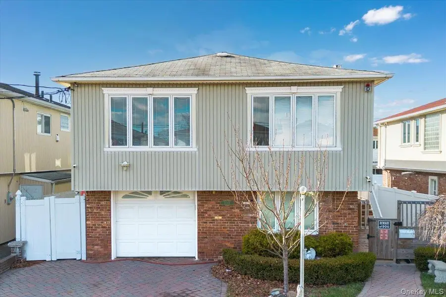 161-08 86 Street, Howard Beach, NY 11414 - Image #2