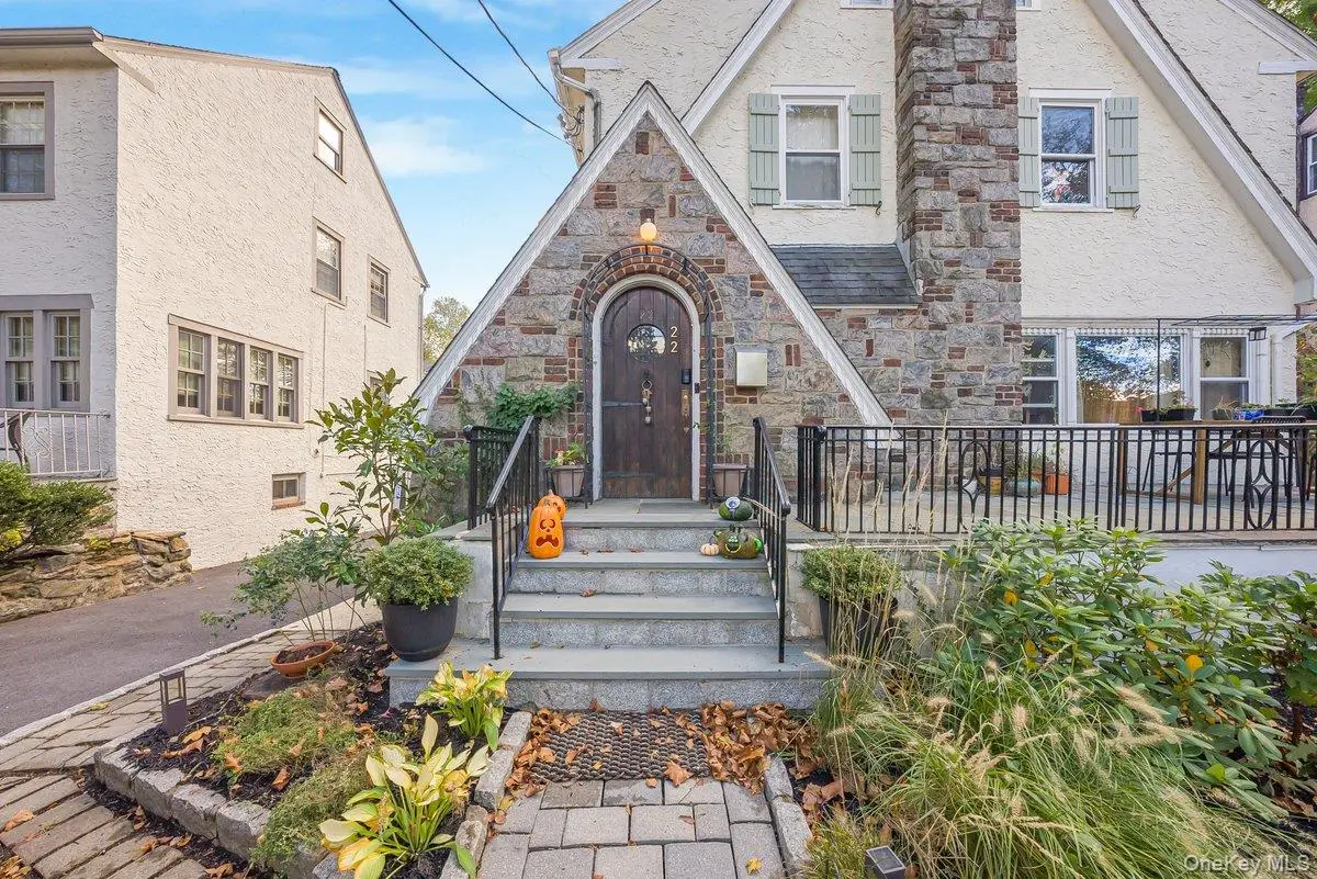 22 Palmer Ave, Mount Vernon, NY 10552 - Image #1