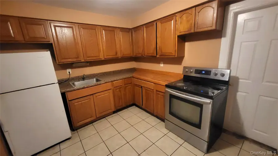 92 Academy Street, Poughkeepsie, NY 12601 - Image #2