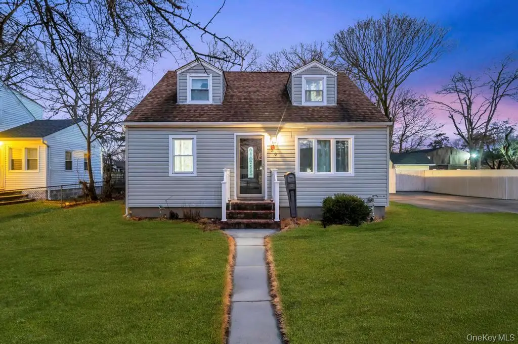 39 Andrews Avenue, Wyandanch, NY 11798 - Image #1