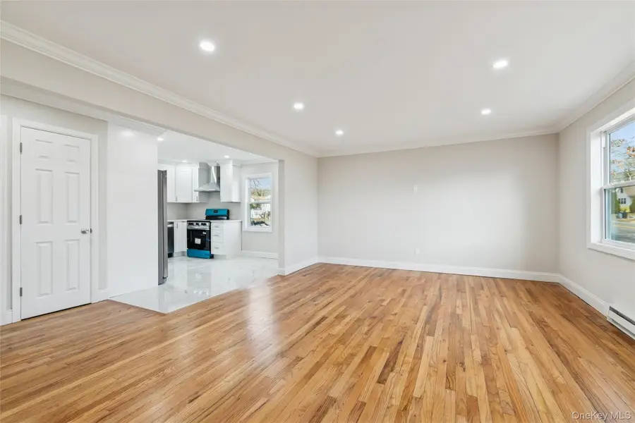 232 Berkshire Drive, Farmingville, NY 11738 - Image #3