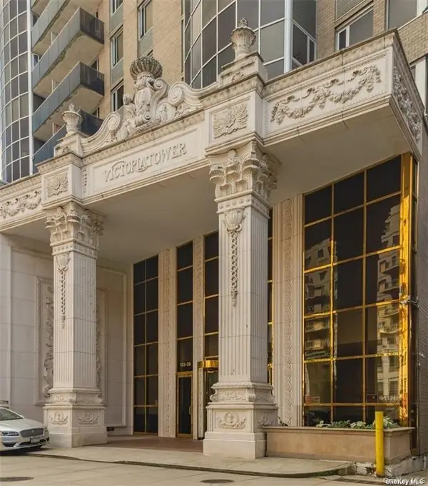 133-38 Sanford Avenue #7E, Flushing, NY 11355