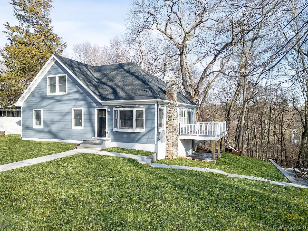 8 Overlook Court, Cortlandt Manor, NY 10567 - Image #1