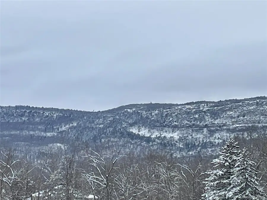 35 Pioneer Road, Gardiner, NY 12525 - Image #2