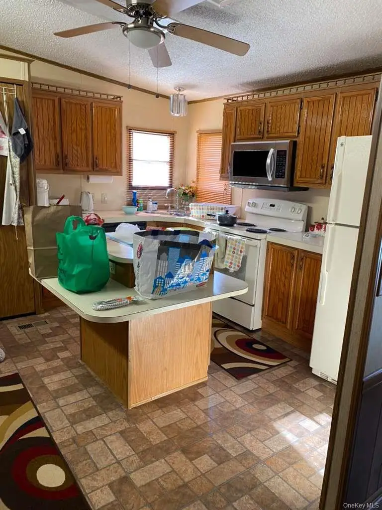 10 Dartmouth Court, Loch Sheldrake, NY 12759 - Image #3