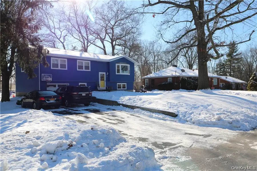 12 Round Lake Avenue, Monroe, NY 10950 - Image #2