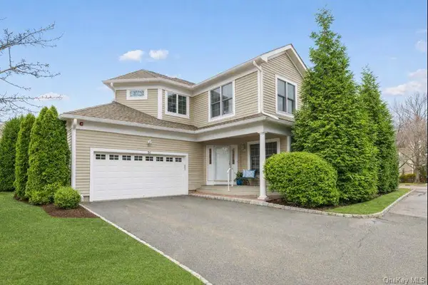 51 Club Pointe Drive, White Plains, NY 10605