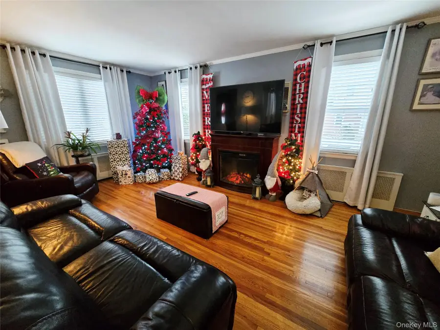 177 Sheridan Boulevard, Mineola, NY 11501 - Image #3