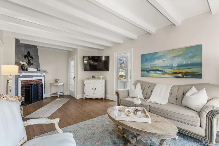 26 Community Road, Bay Shore, NY 11706 - Image #2