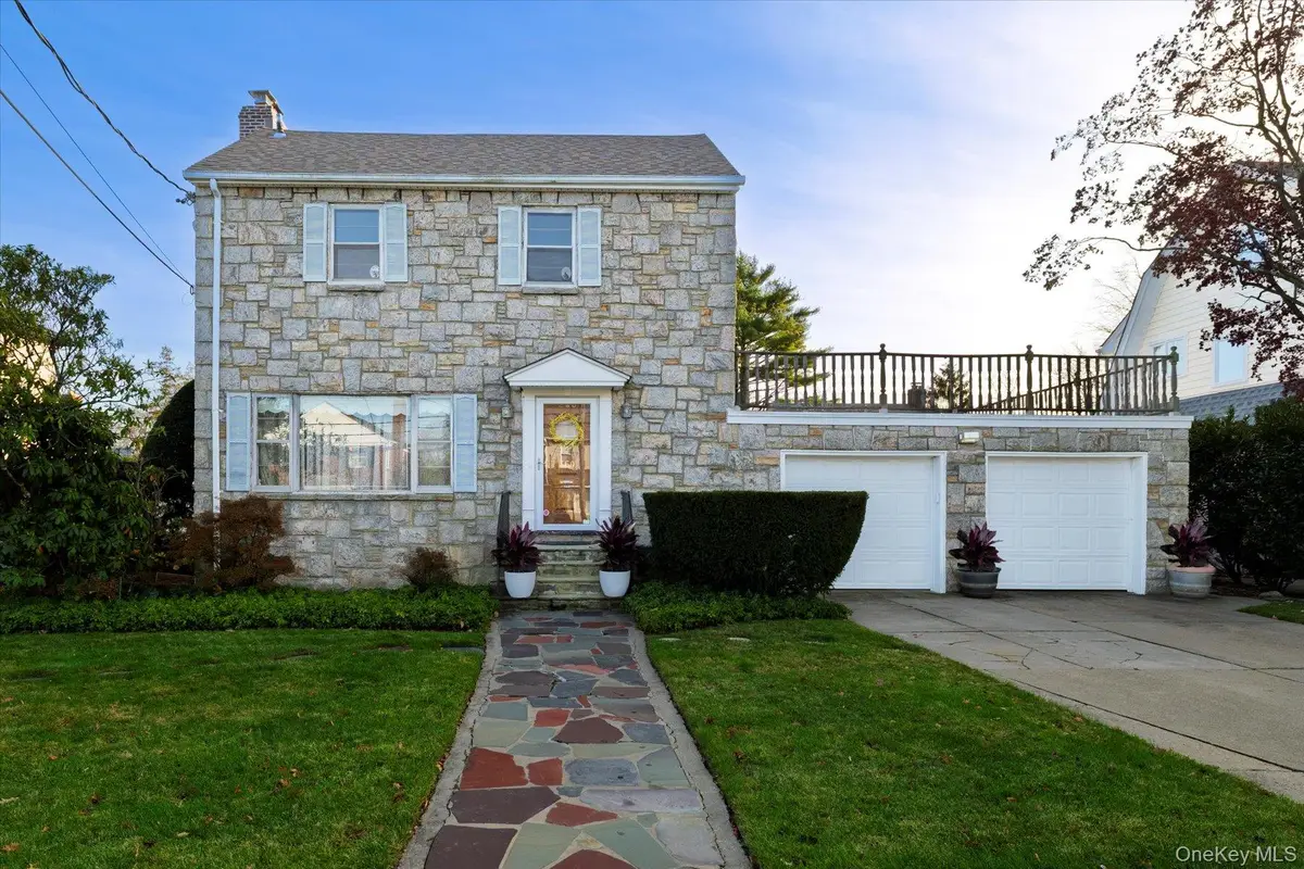 360 Raymond Street, Rockville Centre, NY 11570 - Image #1