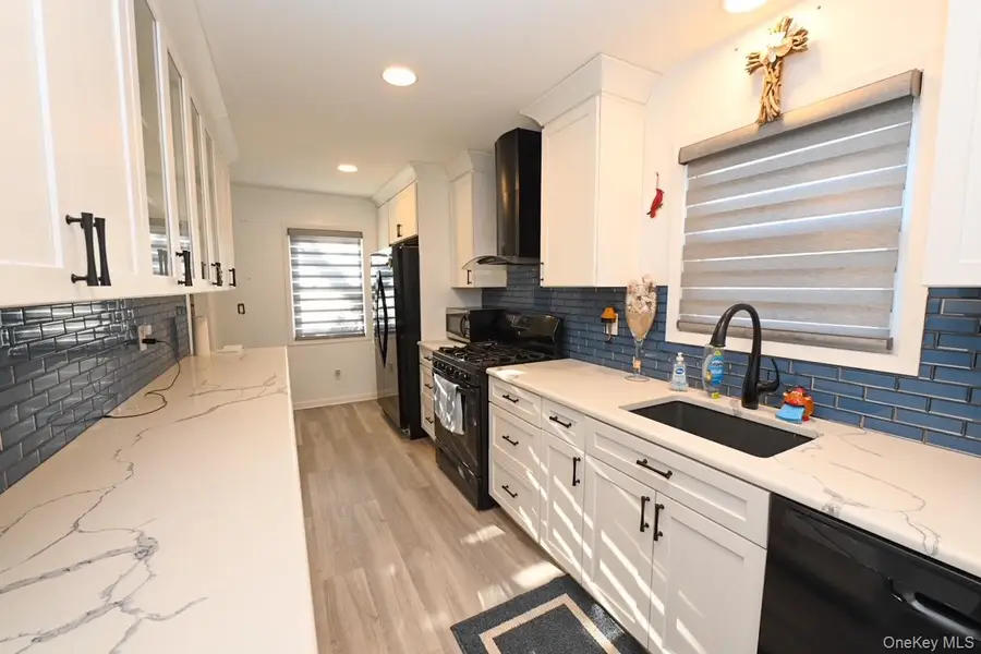 1761 Grant Avenue, East Meadow, NY 11554 - Image #3