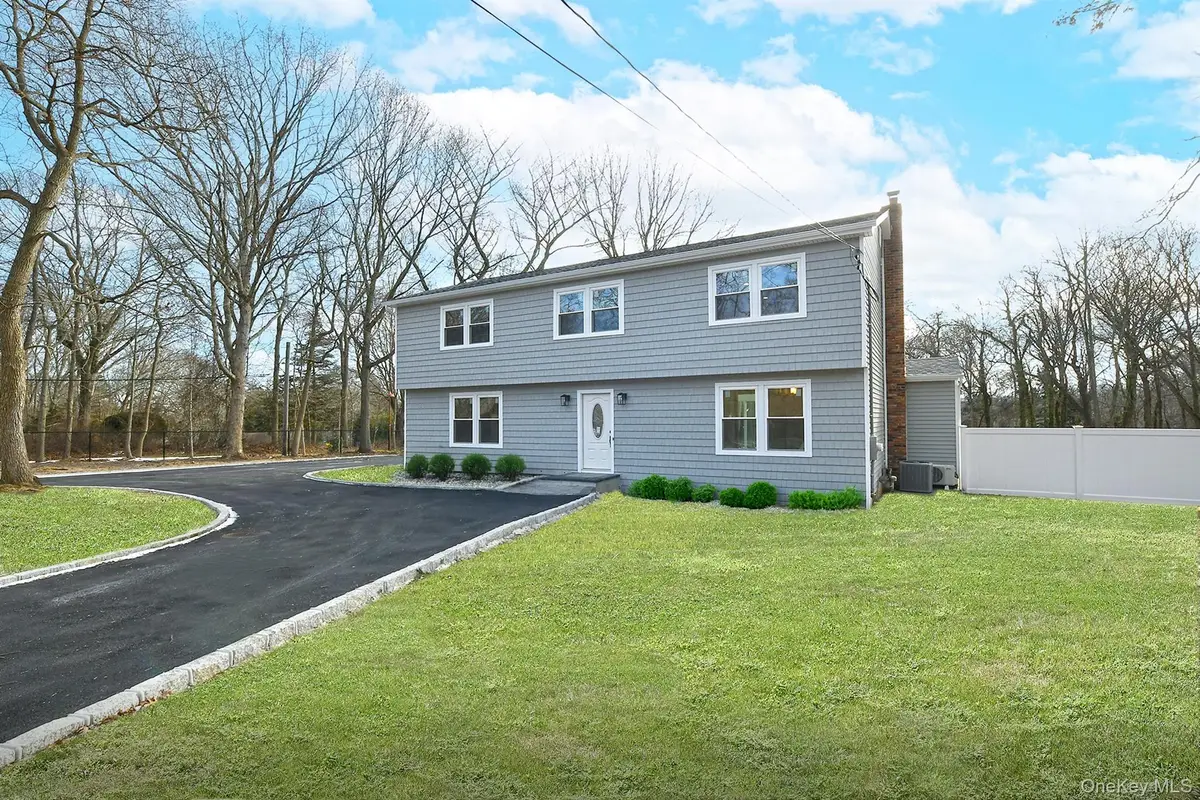 34 Warner Road, Huntington, NY 11743 - Image #1