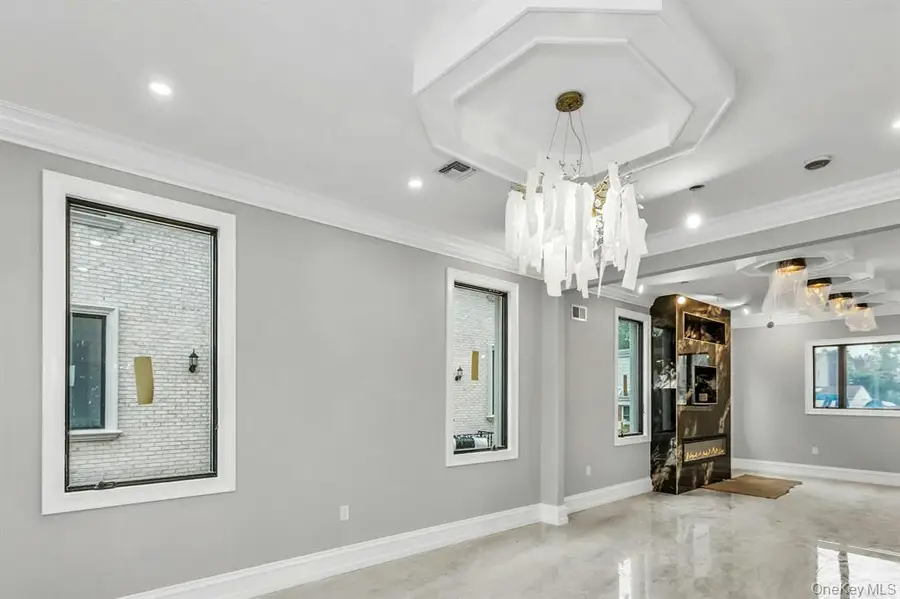 259-03 81st Avenue, Glen Oaks, NY 11004 - Image #3