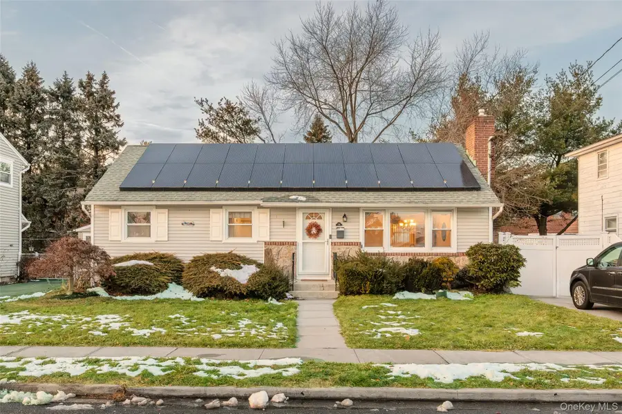 70 Princess Street, Hicksville, NY 11801 - Image #2