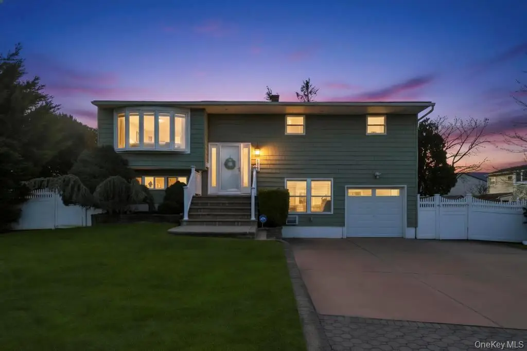 178 Missouri Avenue, Bay Shore, NY 11706 - Image #1