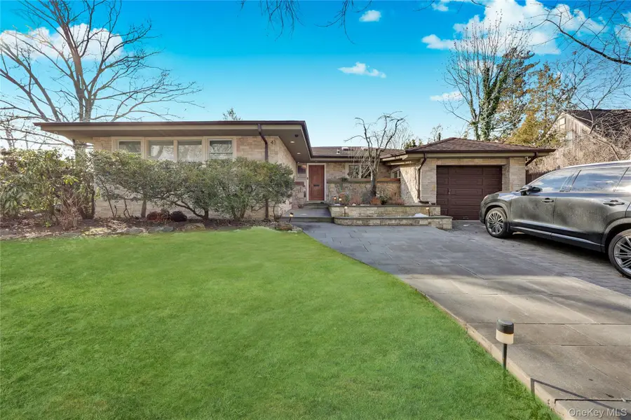 41 Erick Avenue, Hewlett, NY 11557 - Image #2