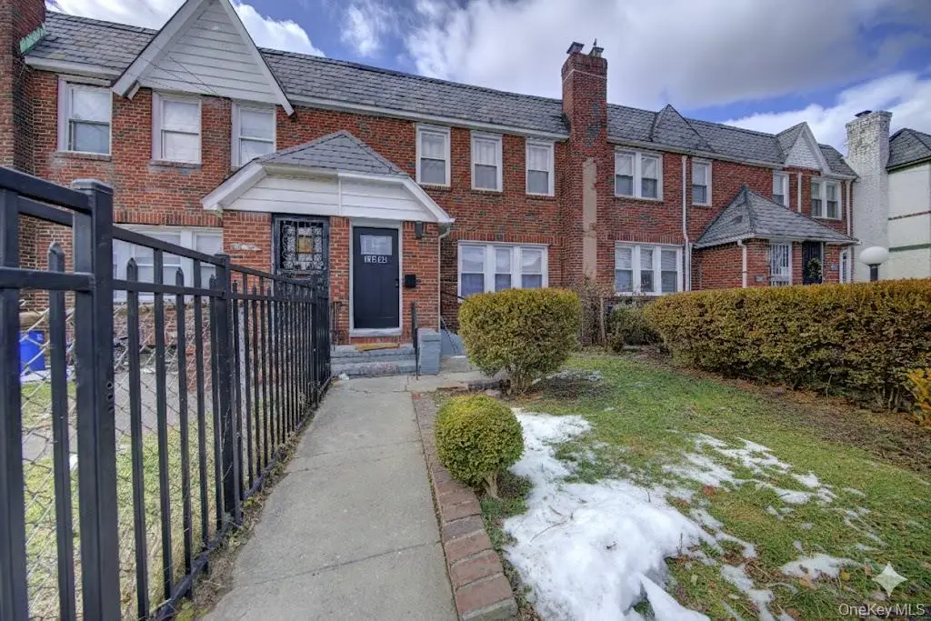 114-48 200th Street, Saint Albans, NY 11412 - Image #1