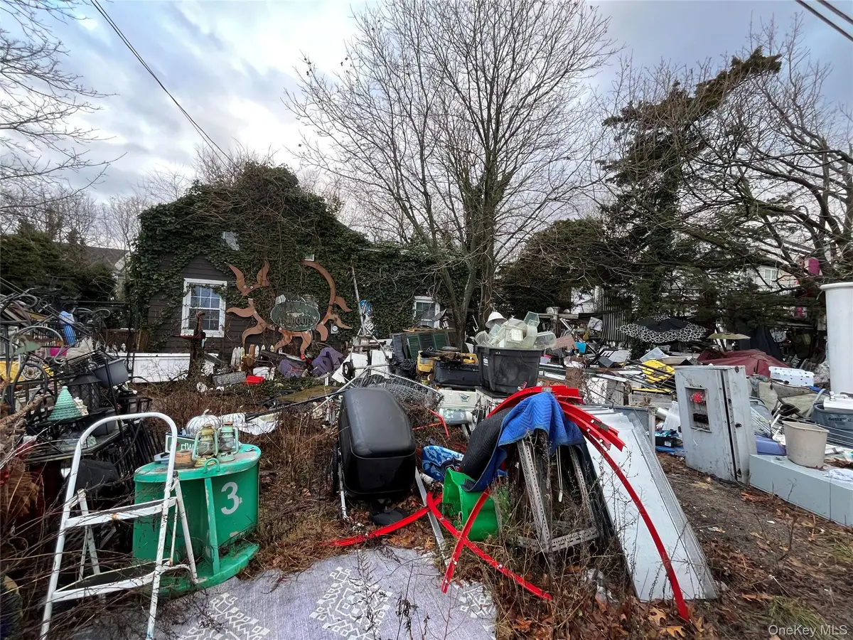 16 Bransford Street, Patchogue, NY 11772 - Image #1