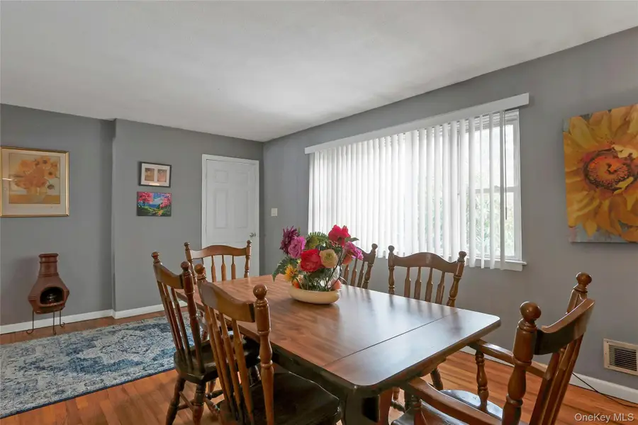 8 Windmill Lane, New City, NY 10956 - Image #3