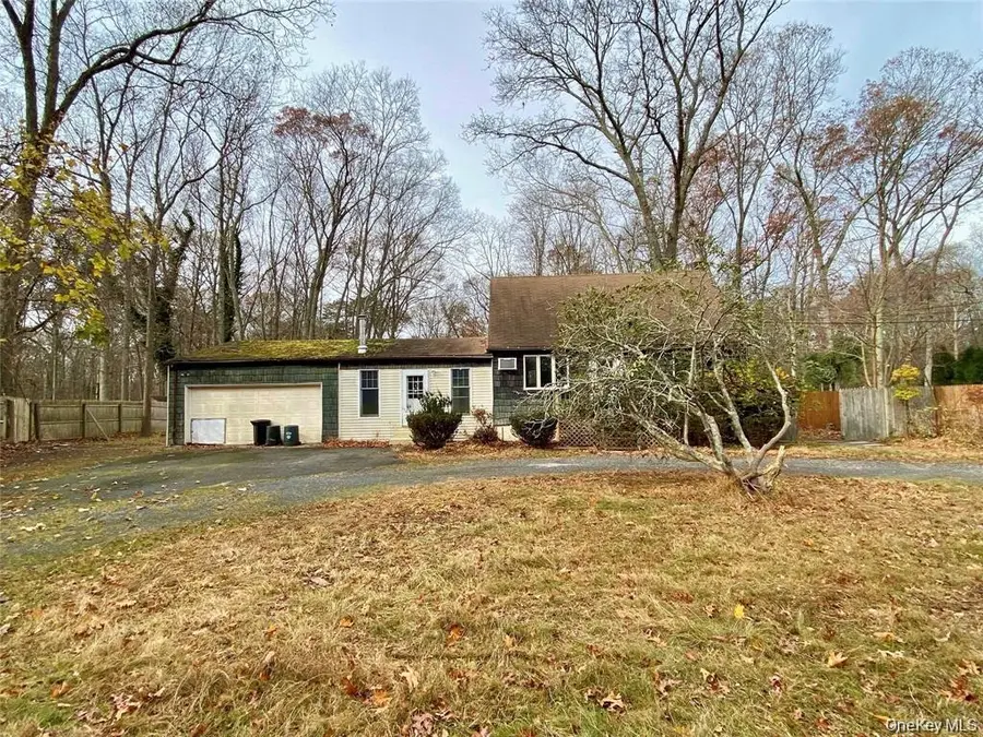 26 N Swezeytown Road, Middle Island, NY 11953 - Image #2