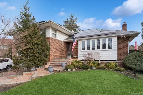 616 Duke Street, Westbury, NY 11590