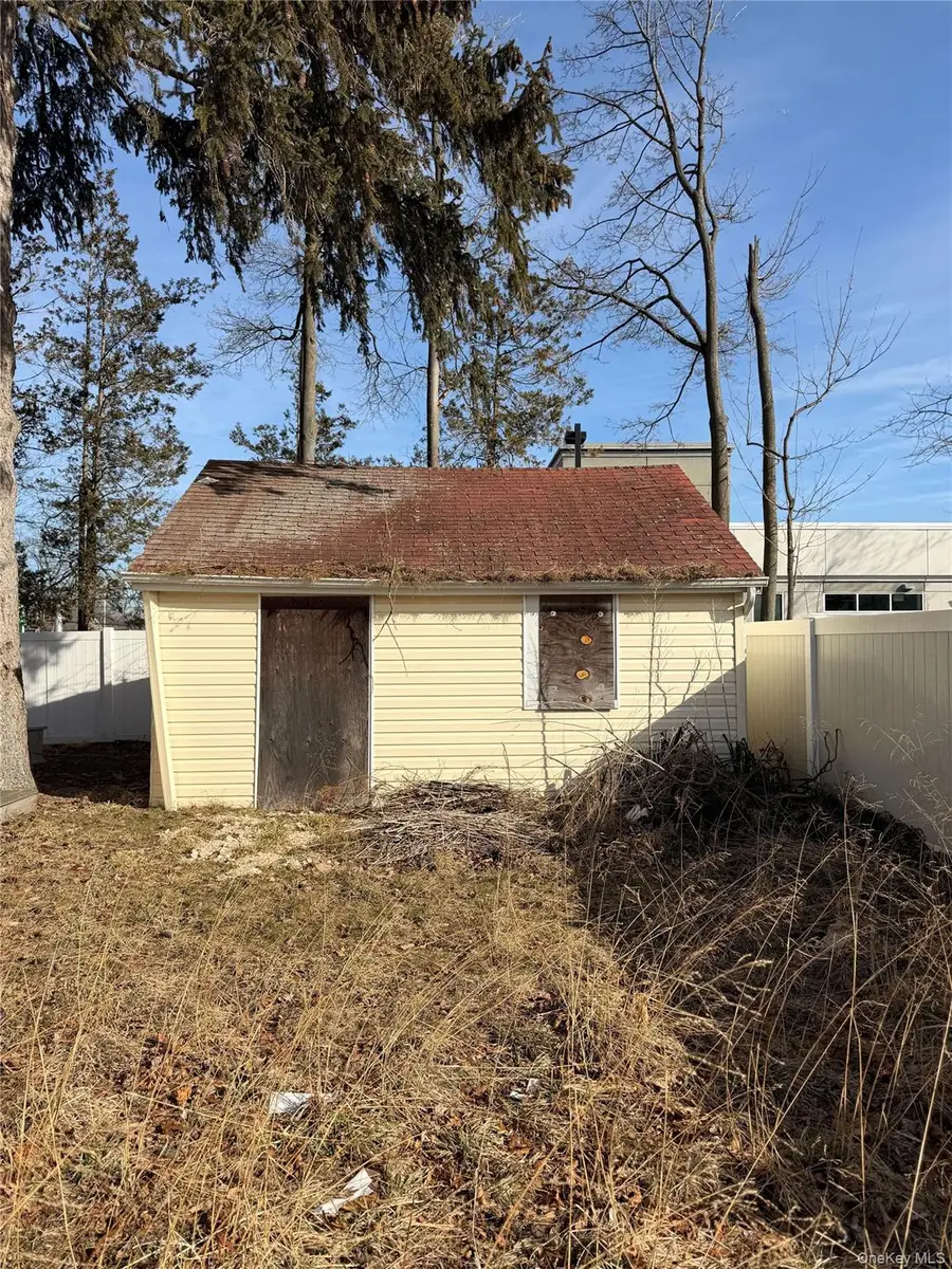 Kenmore Street, Deer Park, NY 11729 - Image #3