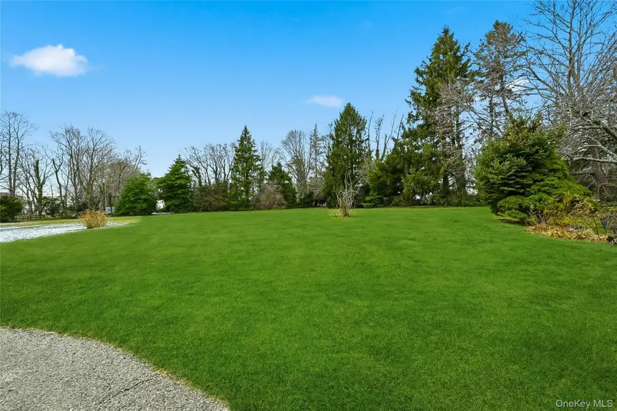 54 Cove Road, Huntington, NY 11743 - Image #3