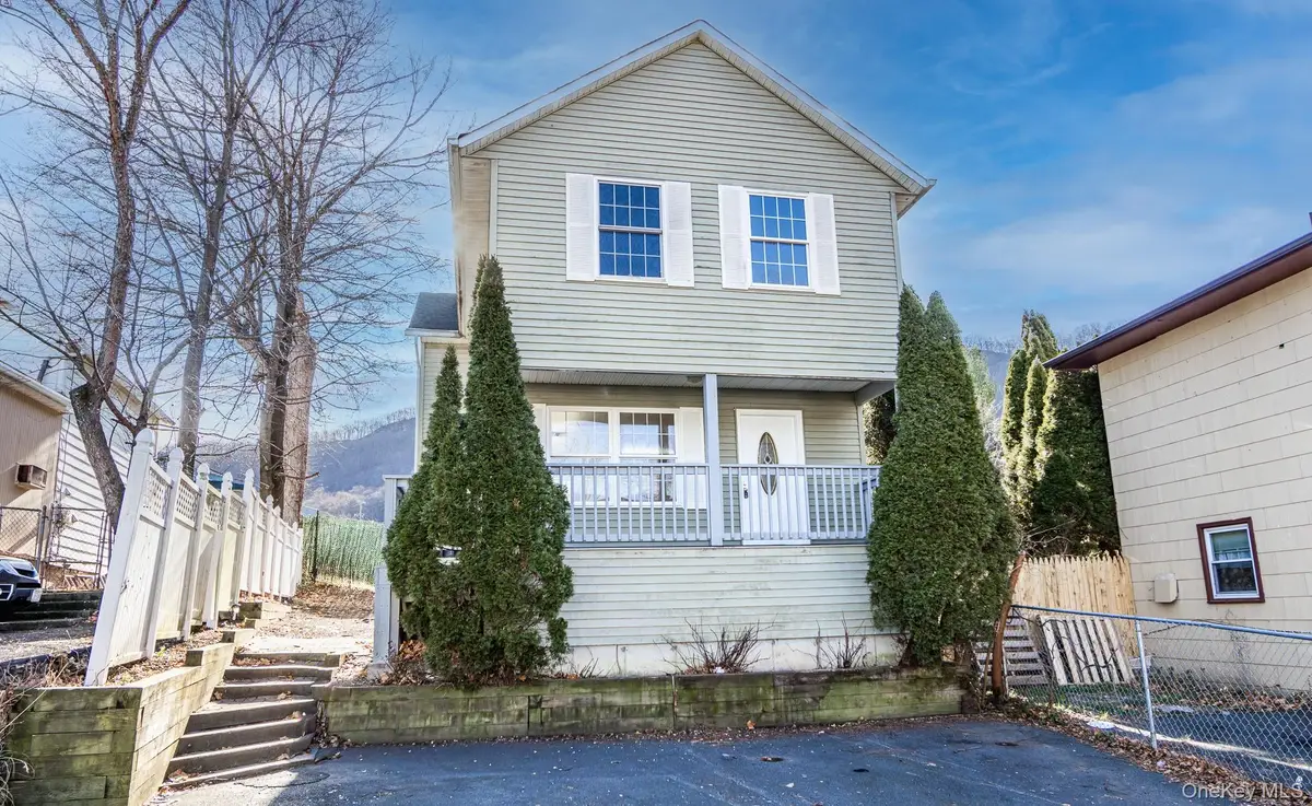 9 Simenovsky Drive, Haverstraw, NY 10927 - Image #1