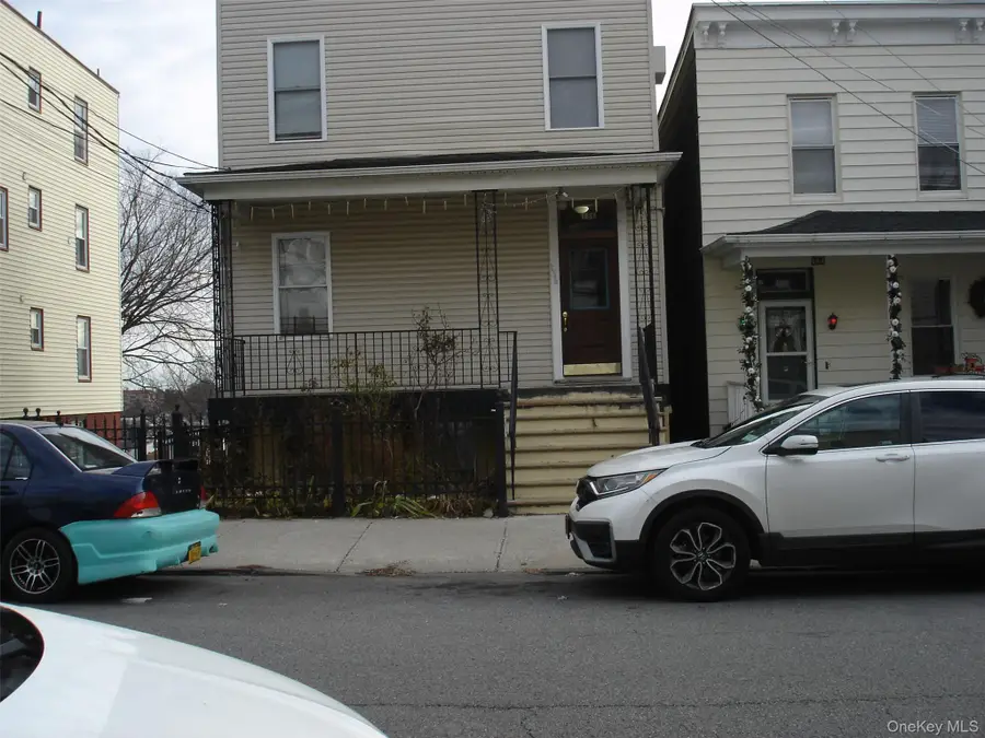 156 Voss Avenue, Yonkers, NY 10703 - Image #3