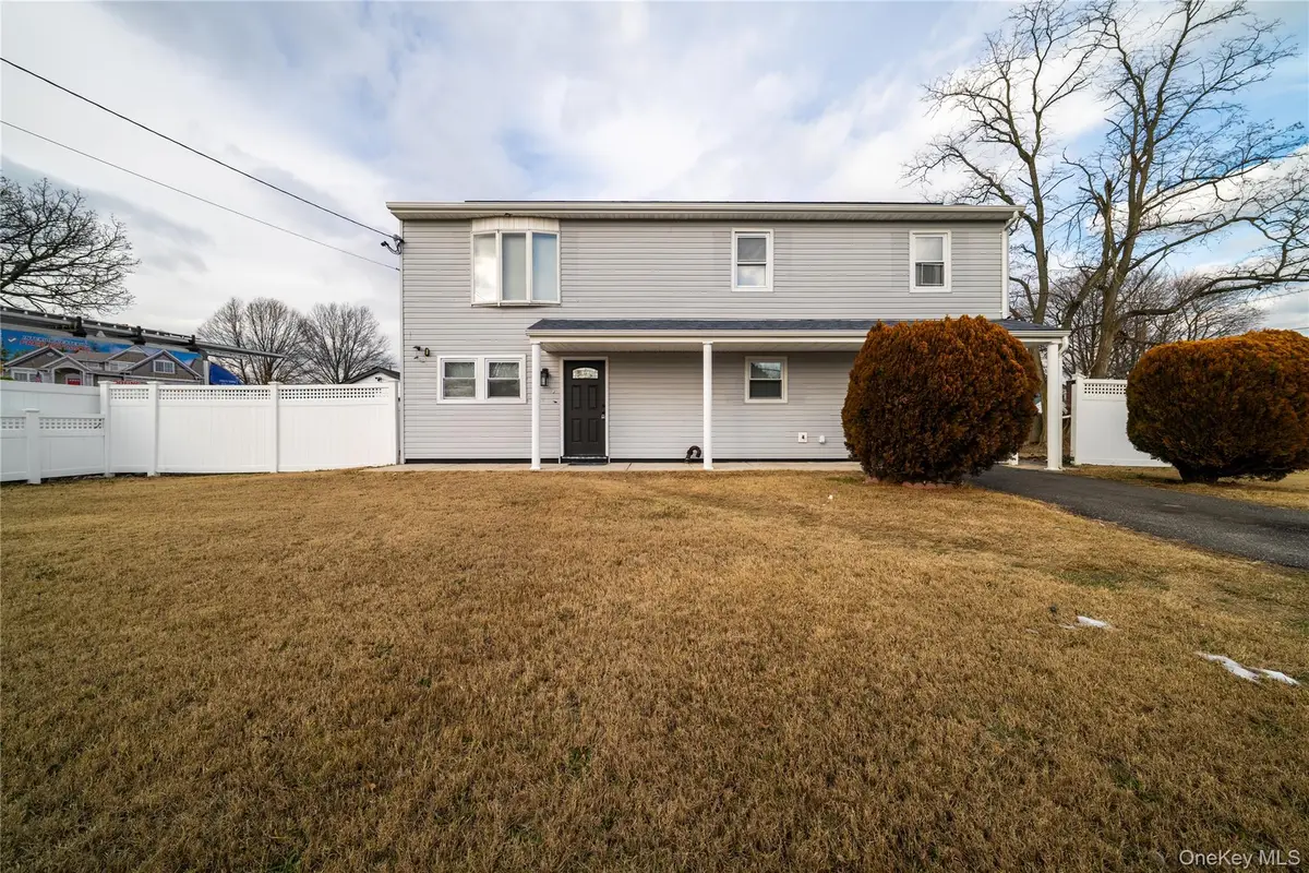 55 Schleigel Boulevard, Farmingdale, NY 11735 - Image #1