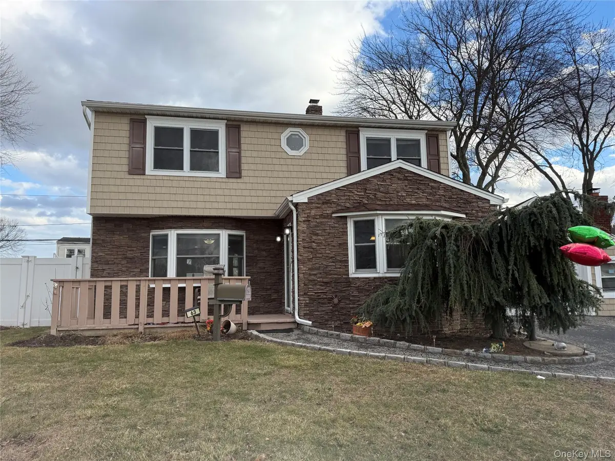 63 Anchor Lane, Levittown, NY 11756 - Image #1