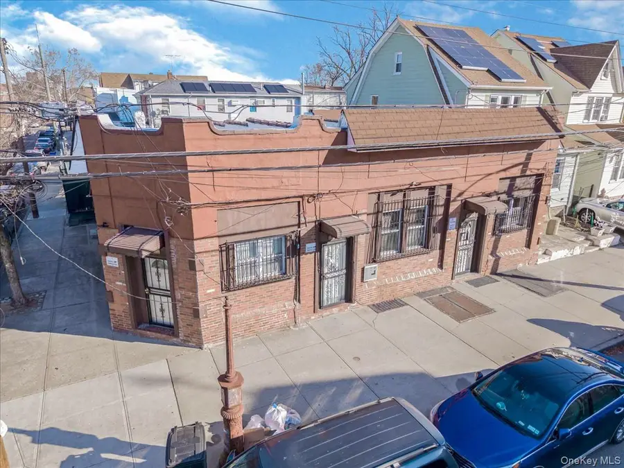 10601 Liverpool Street, Jamaica, NY 11435 - #3