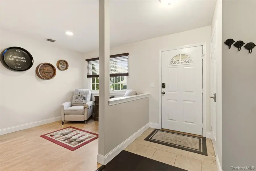 11 Indian Trace, Kings Park, NY 11754 - Image #3