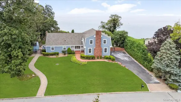 21 Seacliff Lane, Miller Place, NY 11764