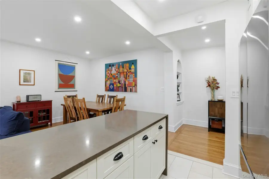 25-40 31st Avenue #2L, Astoria, NY 11106 - Image #3