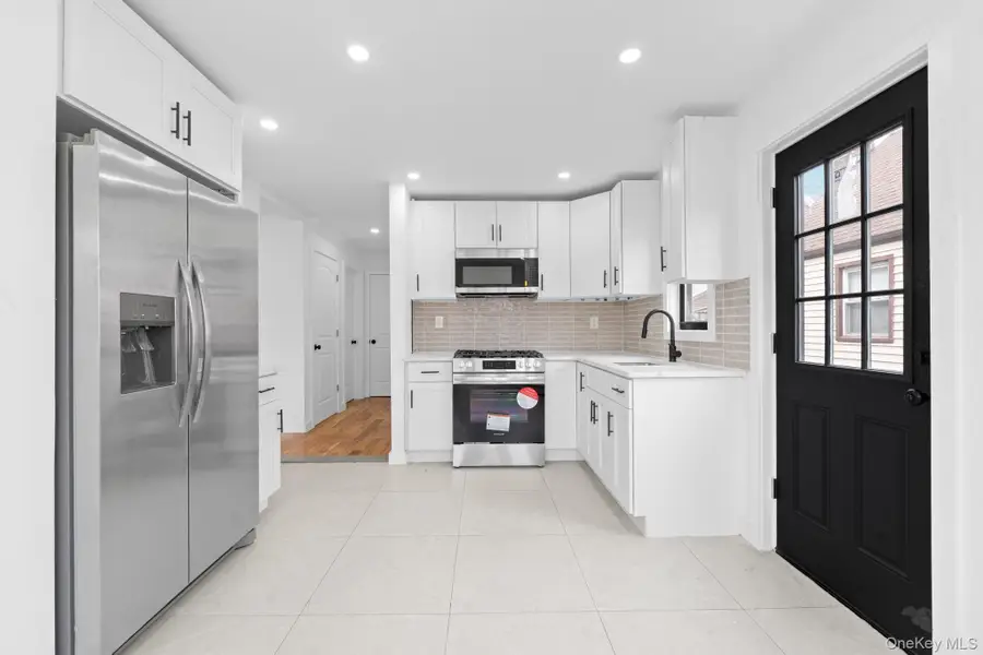 19311 120th Avenue, Saint Albans, NY 11412 - Image #3