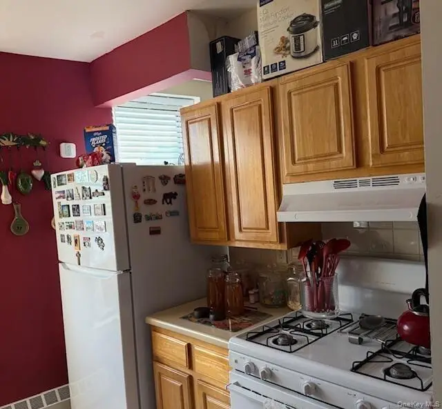 2023 Belmont Avenue #5d, Bronx, NY 10457 - Image #3