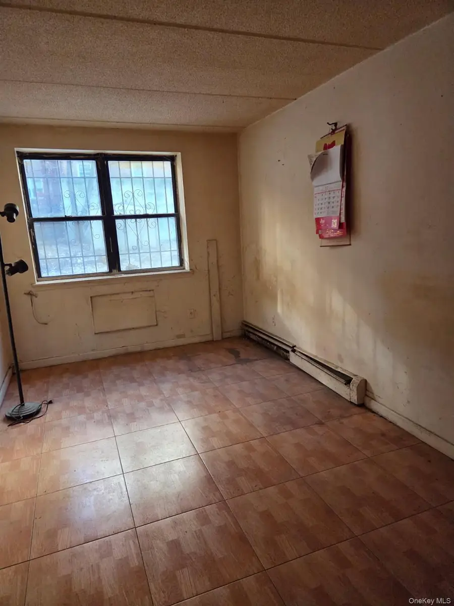 14337 Barclay Avenue #A1, Flushing, NY 11355 - #2