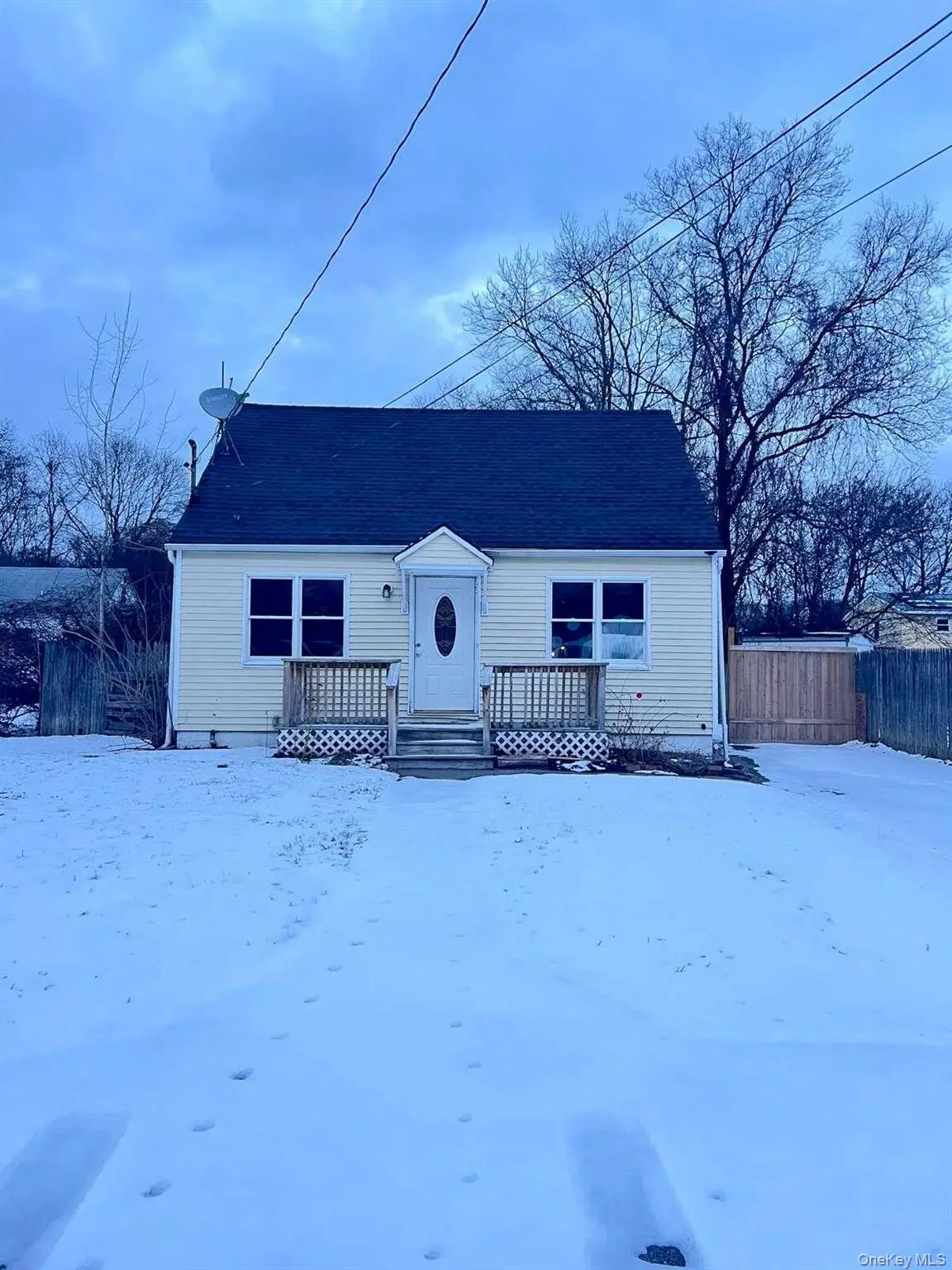 476 Revilo Avenue, Shirley, NY 11967 - Image #1