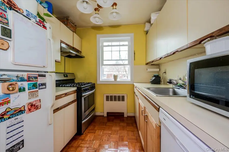 226-24 Kingsbury Avenue #B, Oakland Gardens, NY 11364 - Image #3