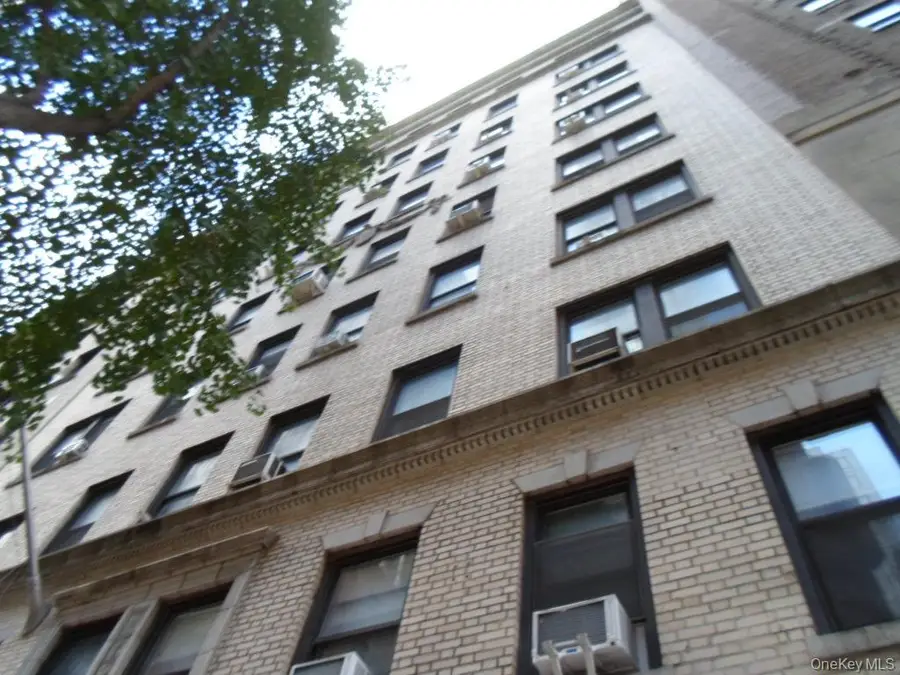 142 E 49th Street #8A, Manhattan, NY 10017 - Image #3