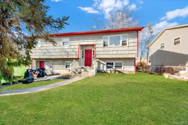 31 Allison Avenue, Newburgh, NY 12550