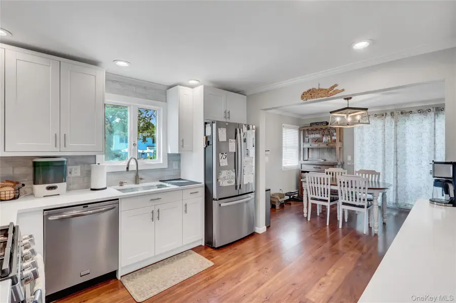 9 3rd Street, West Islip, NY 11795 - Image #3