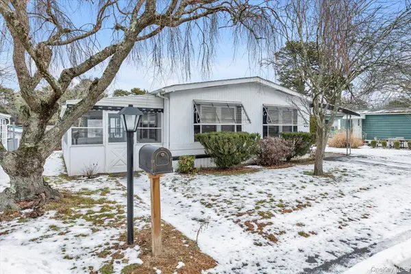 525-183 Riverleigh Avenue #183, Riverhead, NY 11901