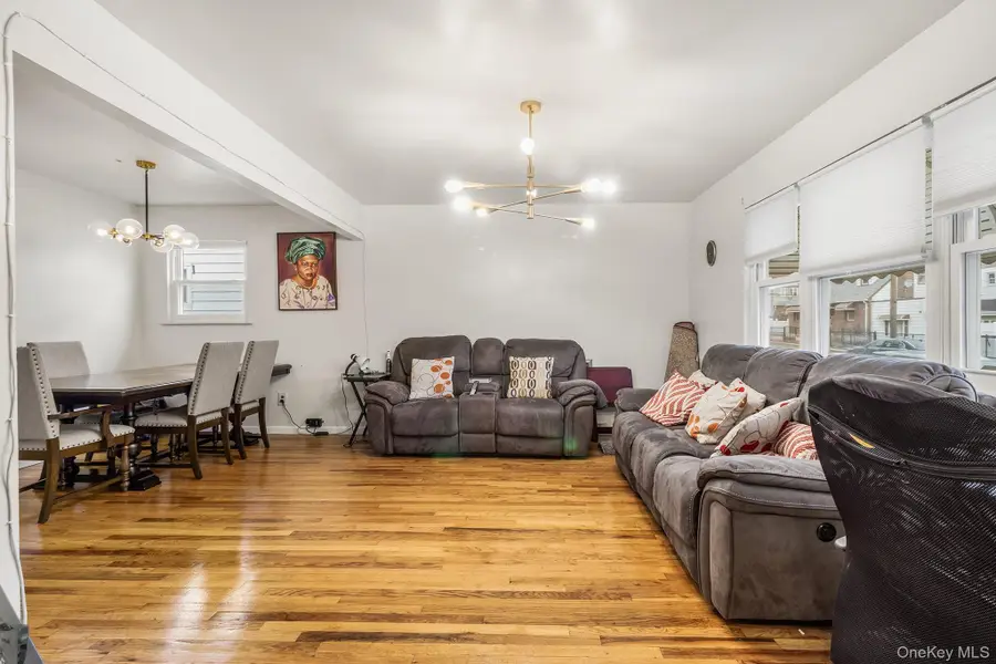 11916 204th Street, Saint Albans, NY 11412 - Image #2